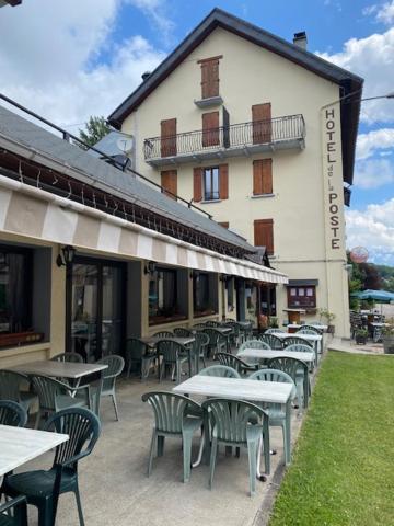 Hotel Restaurant De La Poste Saint-Colomban-des-Villards Экстерьер фото